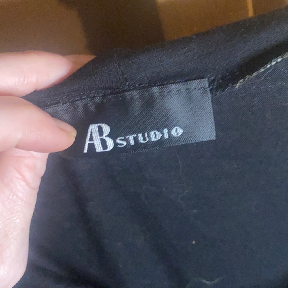 Skirt 2/20$